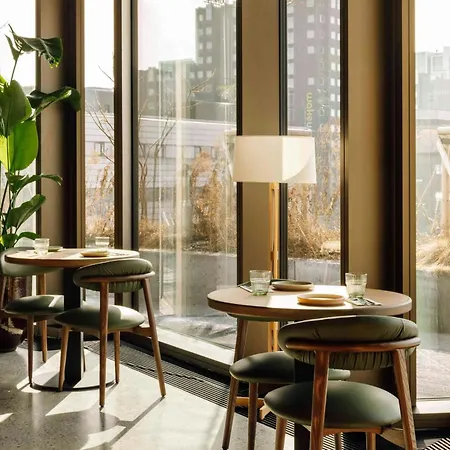 Locke فندق 4*