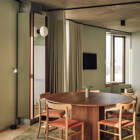 Hotel Locke 4*