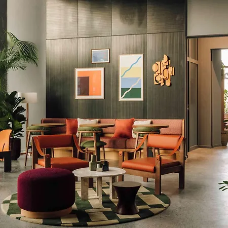Locke Hotel 4*