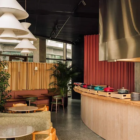 Locke Hotel 4*