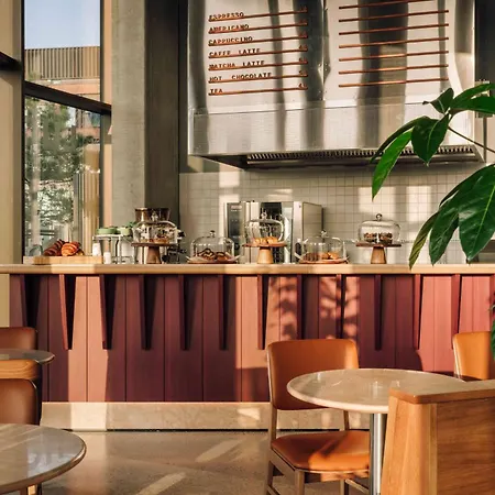 Hotel Locke 4*
