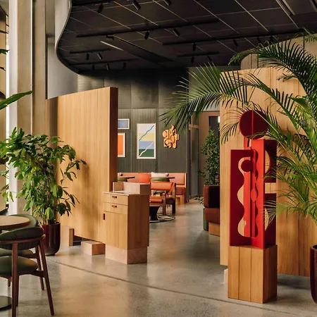 Locke Hotel 4*