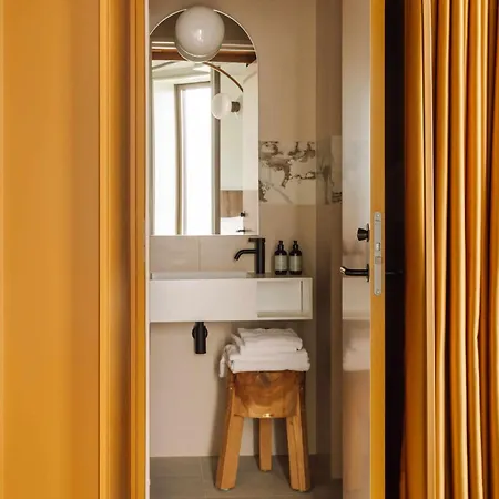Hotel Locke